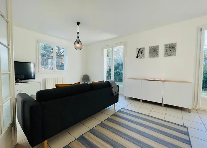 The House of the Green Way a charming pied-à-terre for your walks in Toura